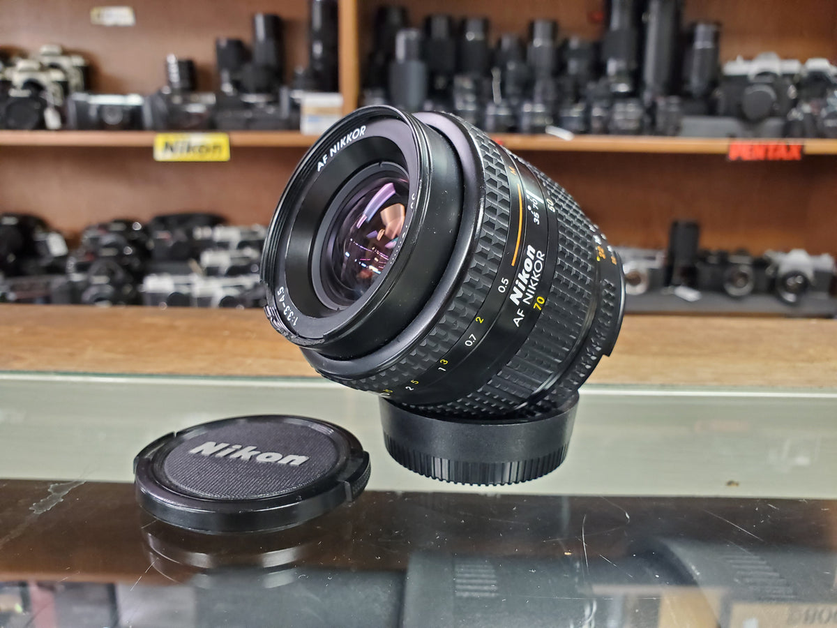 Nikon AF Nikkor 35-70mm f/3.3-4.5 Zoom Lens
