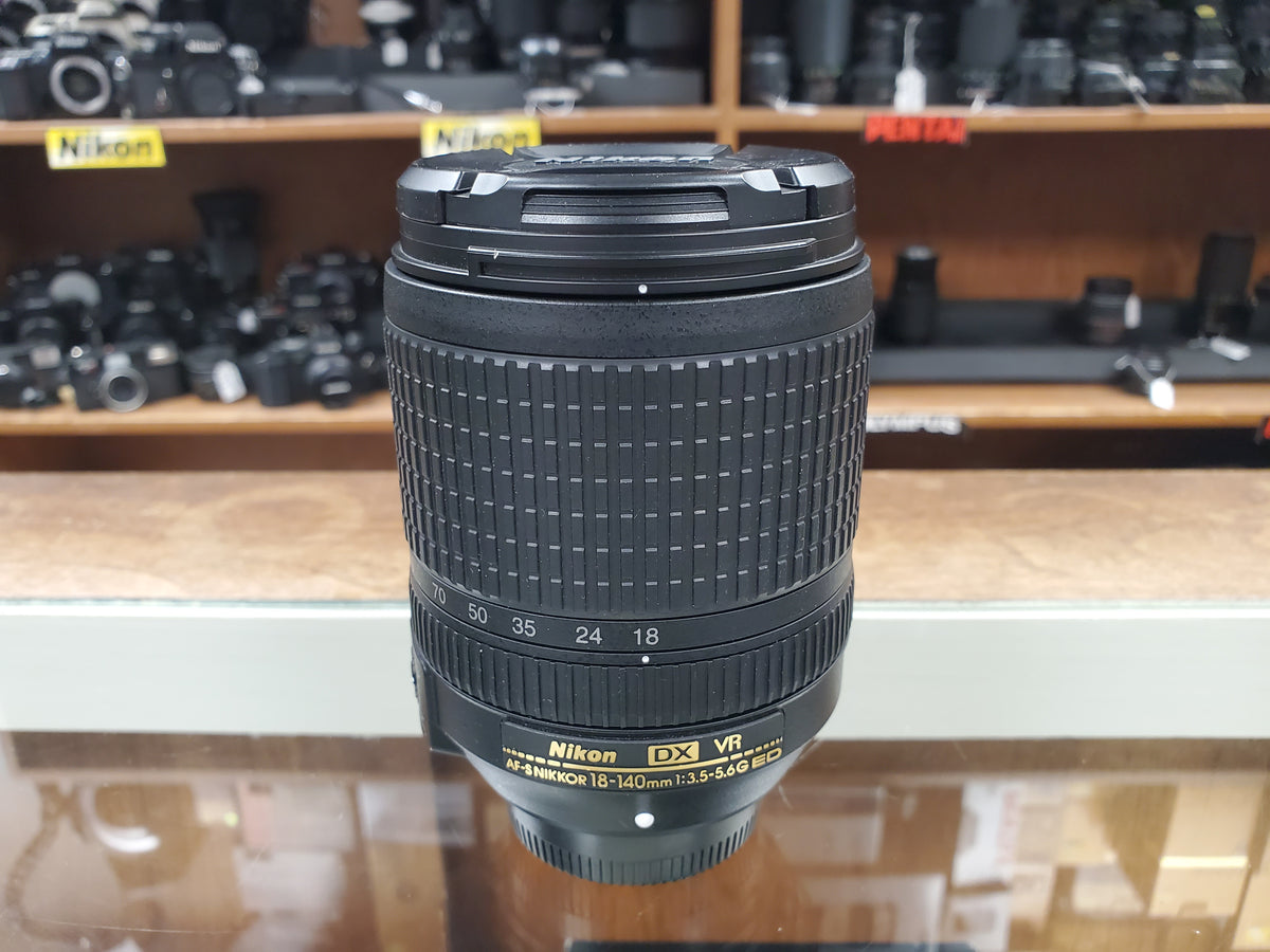 Nikon 18-140mm f/3.5-5.6G ED VR AF-S DX Lens - Used Condition