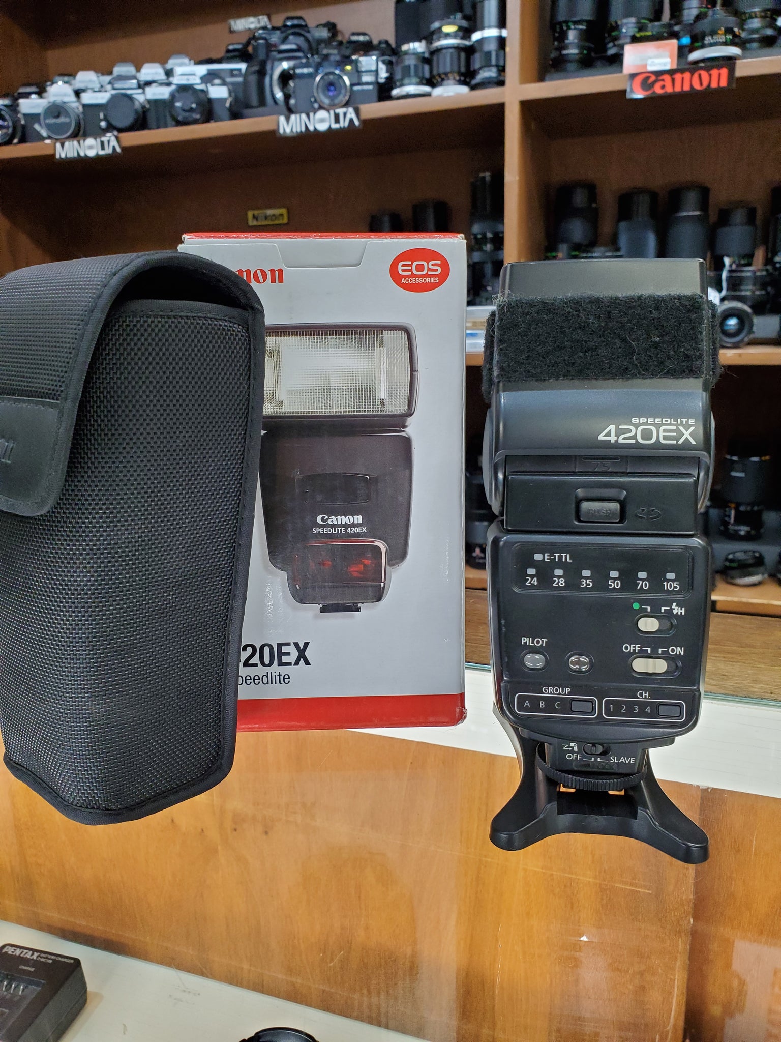 Canon 420EX Speedlite Flash - Excellent Condition 9/10