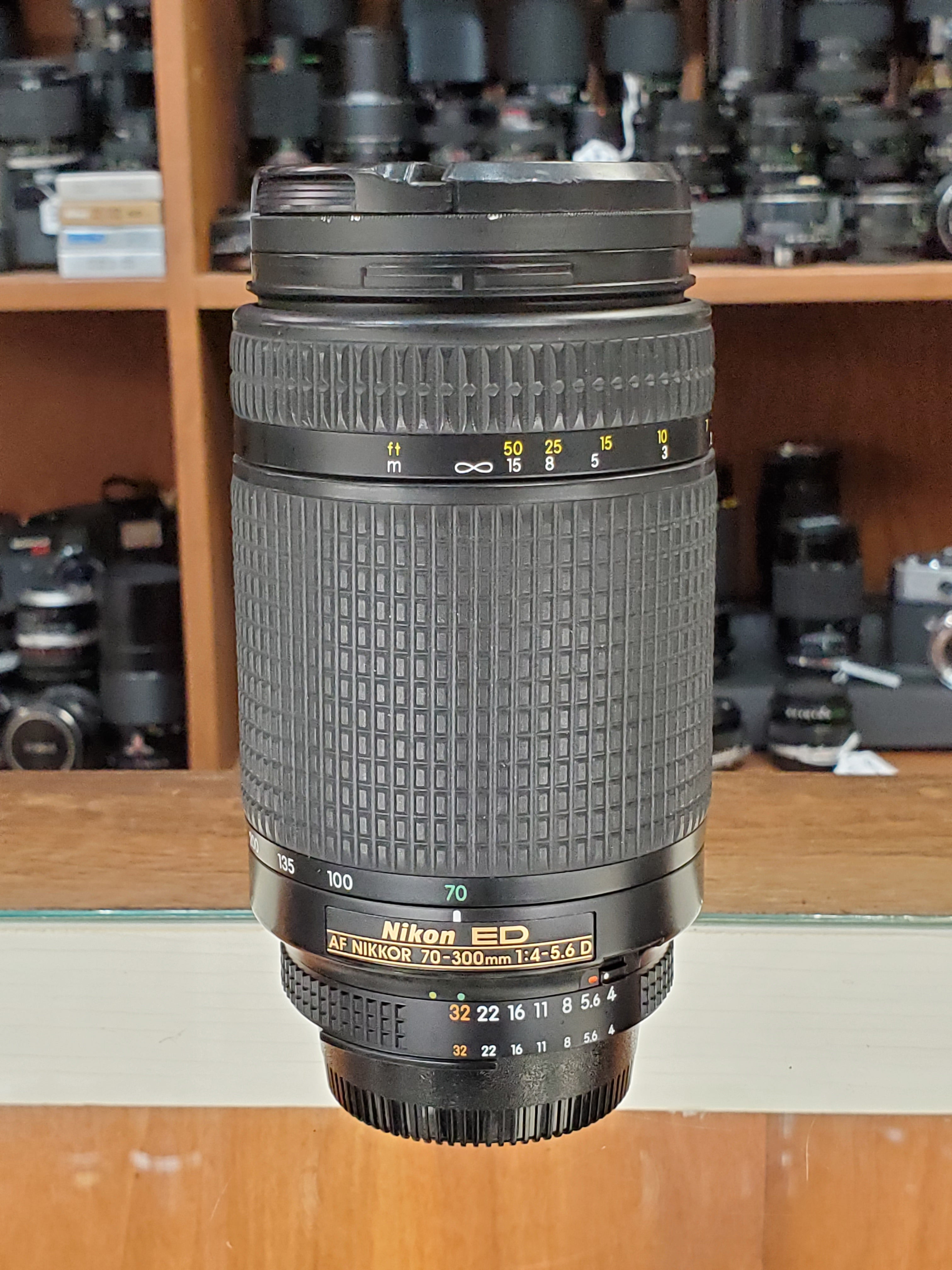 Nikon 70-300mm f/4-5.6D ED - Like new - Condition 10/10